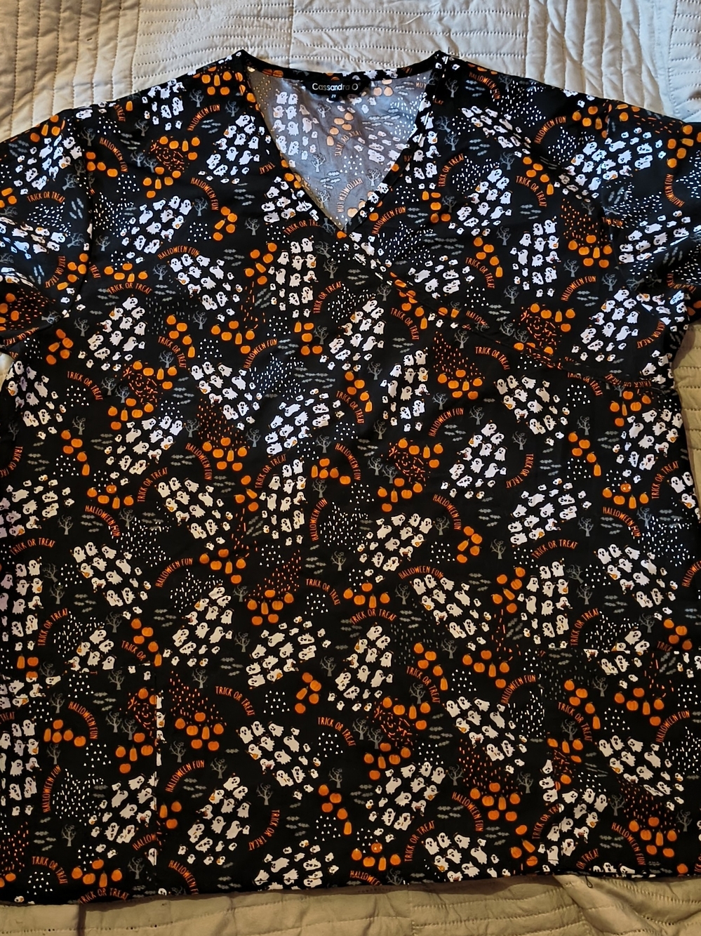 SCRUB TOP, 2X, Halloween, Black And Orange Ghosts And Pumpkins